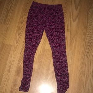 Pink & black patterned leggings